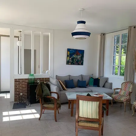 Vakantiehuis La Buissonniere Sur *